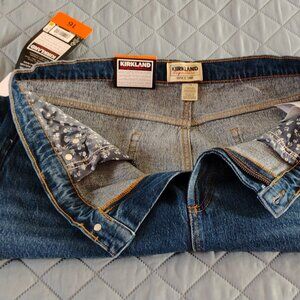 Kirkland Signature Blue Jeans Size 16 New with tags.